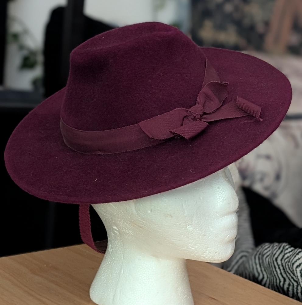 1940s Wine Vintage Tilt Hat